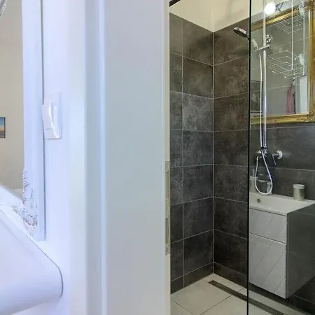 Villa White Memory Comfortable